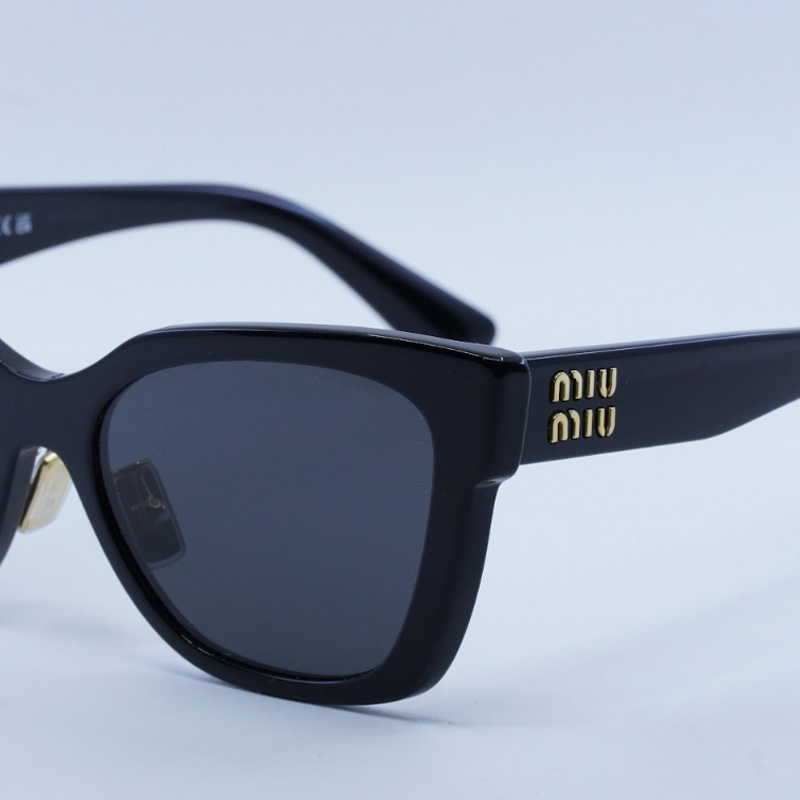 Miu Miu MU02ZS Square  Sunglasses